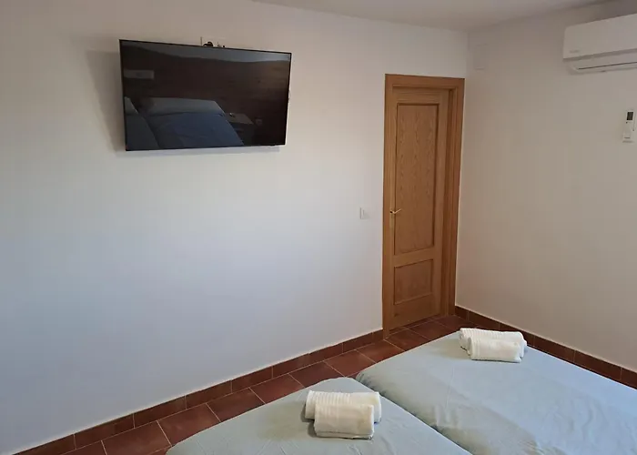 Pensión La Sierra 2*